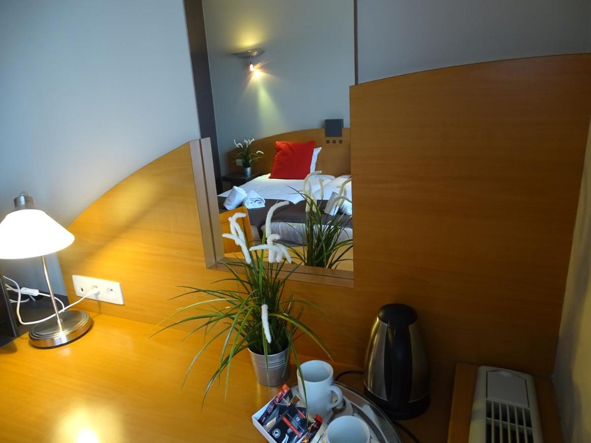 Sleep & Go Brussels Expo Hotel Wemmel Eksteriør bilde